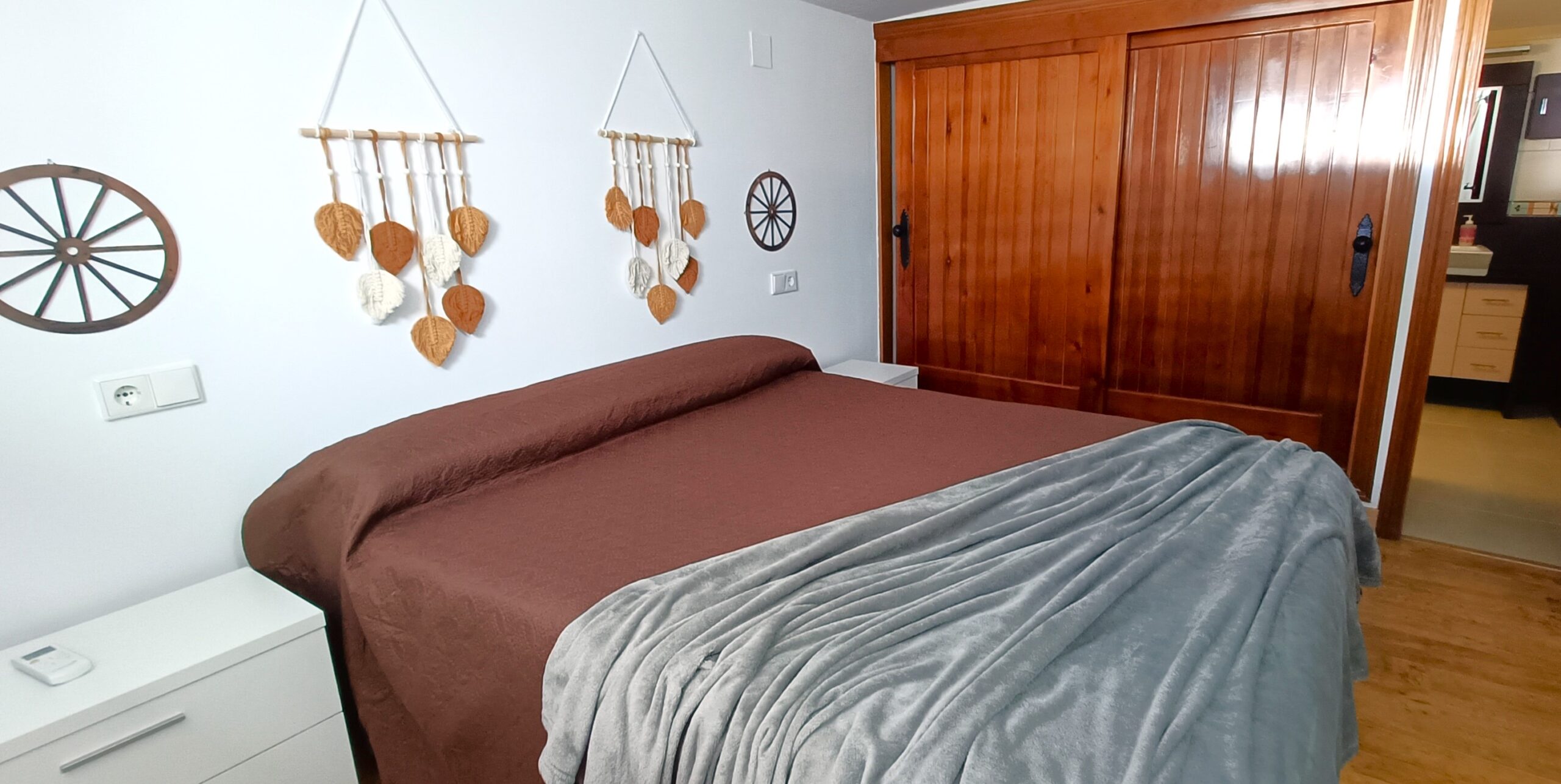 Dormitorio Bodeguilla Dormitorio cama de matrimonio con baño privado